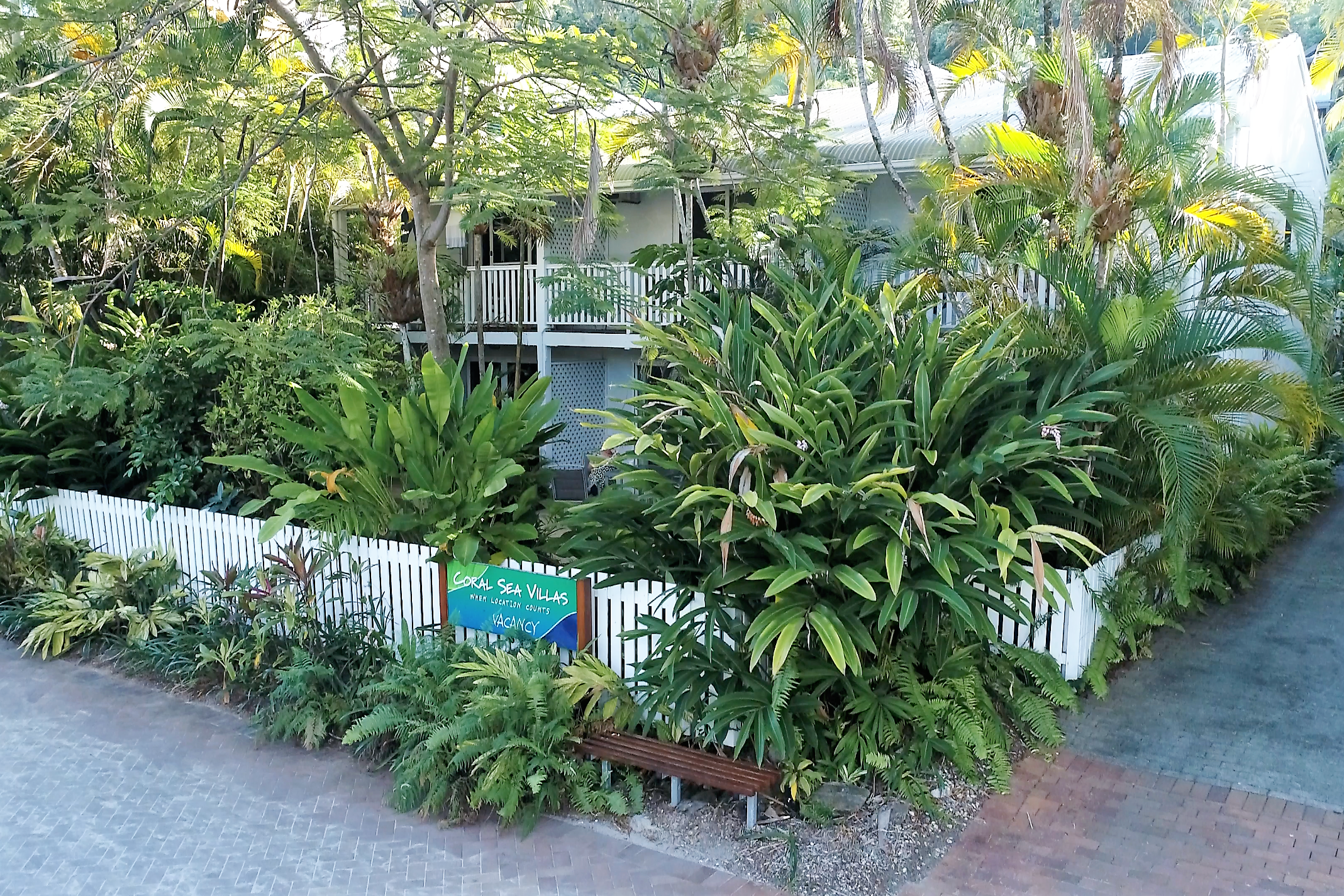 Family friendly self contained apartments in Port Douglas